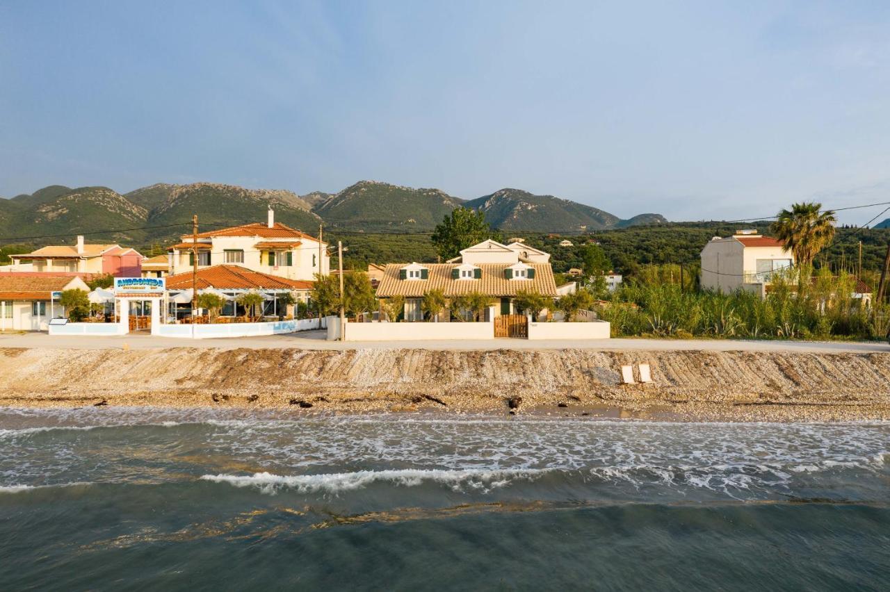 Tamaris Beach House Akharavi Extérieur photo