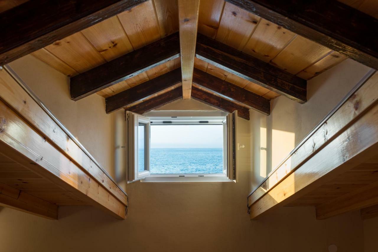 Tamaris Beach House Akharavi Extérieur photo